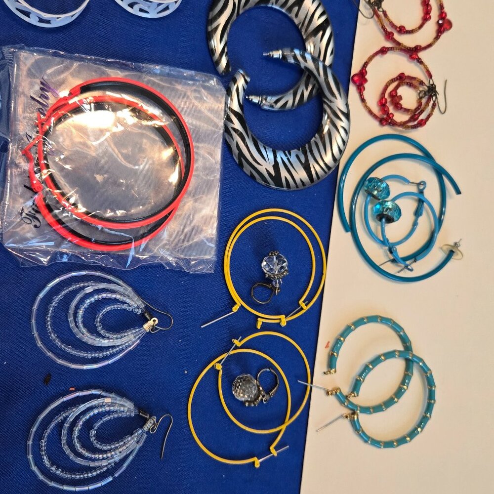 Lot of Fashion Earrings